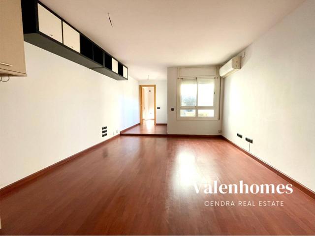 Precioso y amplio piso en Calle Topete. photo 0
