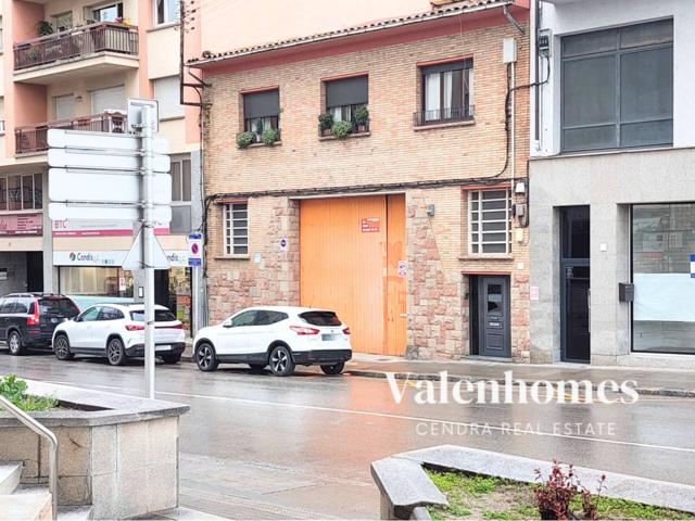 Finca en venta en Nord-El Sucre-Universitat(08500) photo 0