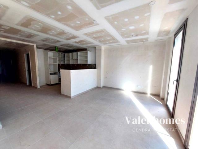 Piso en venta en Nord-El Sucre-Universitat(08500) photo 0