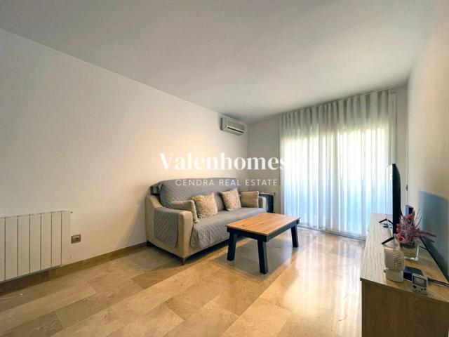 Piso en venta en La Roca del Vallès photo 0