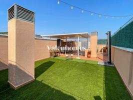 Piso en venta en Montornès del Vallès con gran terraza privada photo 0