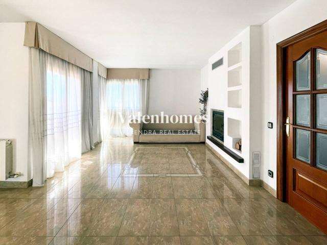 Piso amplio, luminoso, con excelente distribución para disfrutarlo en familia. photo 0