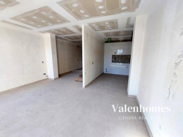 Duplex en venta en Nord-El Sucre-Universitat(08500) photo 0