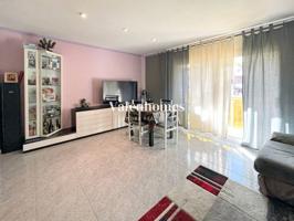 Piso en venta en Martorell photo 0