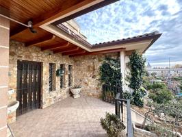 El hogar perfecto con un exterior simplemente espectacular photo 0