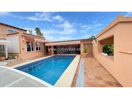 MORAIRA, CHALET CON PISCINA EN EXCELENTE UBICACION photo 0