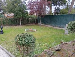 INMORENTA PRESENTA CASA CON PORCHE photo 0