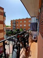 ¡Luminoso piso con terraza listo para entrar a vivir en Puerta del Ángel! photo 0