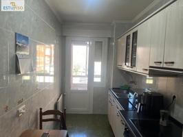 AMPLIA VIVIENDA EXTERIOR y AMUEBLADA Juntas Generales-90m2-Ascensor-Trastero-2 Terrazas photo 0