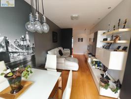 EXCLUSIVA - PISO SEMINUEVO LIBRE-SALBURUA-108m2-Avda.Bruselas-Garaje Incl.-Ascensor Cota0-Terraza abierta-3hab.-Salon-Cocina-2baños-Trastero en Bodega photo 0