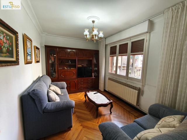 EXCLUSIVO Y AMPLIA VIVIENDA EXTERIOR en calle COLA Y GOITI - Salón-Cocina-3 Habitaciones-1 Amplio Baño con ducha-Ascensor Coa 0-Esquina-Fachada renovada photo 0