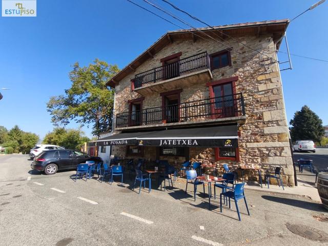 BAR-RESTAURANTE plena actividad para 50 comensales en EDIFICIO SINGULAR Catalogado de PIEDRA 608m2 en LEGUTIO + 1.274 Parcela Jardín - 3 plantas (2 plantas superiores residenciales) photo 0