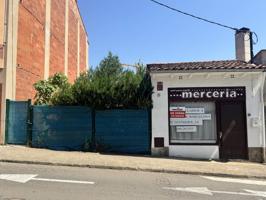 Terreno en venta en Olot photo 0