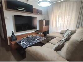 Oportunidad de compra Piso en la Barriada de las Flores en muy buen estado!!! photo 0