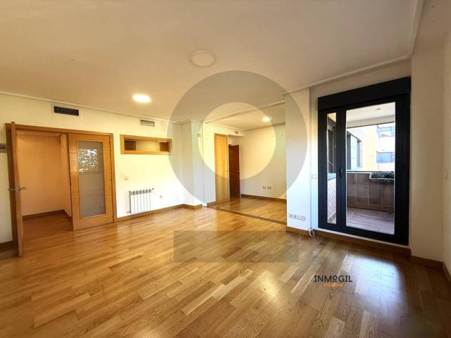 InmoGil, piso exterior de 136 m2 en Valdemarín Madrid photo 0