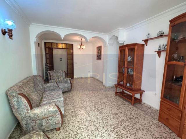 Piso En venta en Zona Calvario, Estepona photo 0