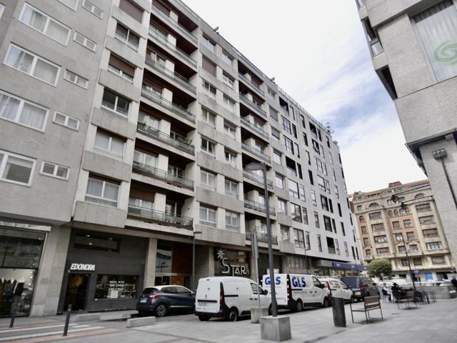 Exclusivo piso en venta en el centro de Bilbao photo 0