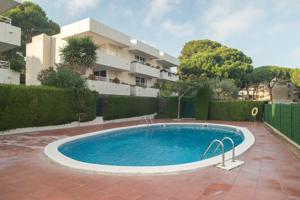 OPEN PALS - PLANTA BAJA CON PISCINA Y PARKING photo 0