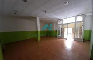 Se alquila o se vende local comercial en Santoña. photo 0