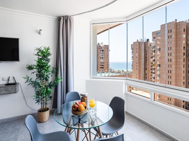 Piso En venta en Calle Martinez Catena, 6. 29640, Zona Puerto Deportivo, Fuengirola (málaga), Fuengirola photo 0