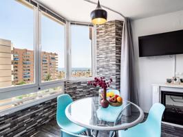 Piso En venta en Calle Martinez Catena, 6, 4ª. 29640, Zona Puerto Deportivo, Fuengirola (málaga), Fuengirola photo 0