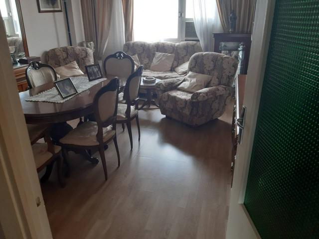 ESTUPENDO PISO A LA VENTA EN LA MEJOR ZONA DE BADAJOZ photo 0