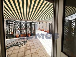 Piso en venta con terraza dentro de Murallas en Lugo photo 0