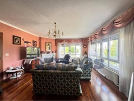 Casa en venta en el barrio de las Gándaras en Lugo photo 0