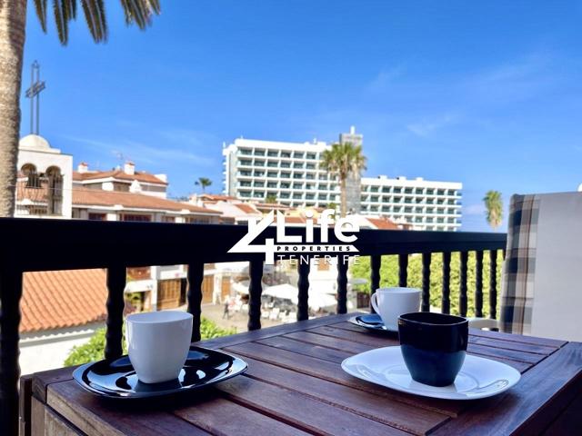 Santiago del Teide: terraza con vistas a la ciudad y comodidades modernas photo 0