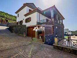 Casa - Chalet en venta en Costa Adeje de 423 m2 photo 0