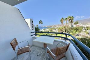 Apartamento en venta en Costa Adeje de 54 m2 photo 0