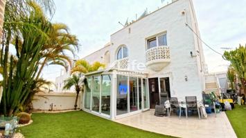 VILLA DE 5 DORMITORIOS EN VENTA EN CALLAO SALVAJE photo 0