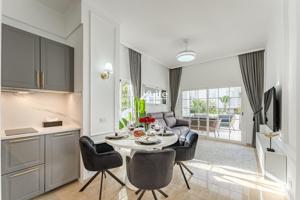 Apartamento de 1 dormitorio con jardín en ubicación privilegiada - Playa Fañabé photo 0