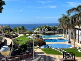 Bungalow en Venta en Amarilla Golf – Propiedad Totalmente Reformada en Zona Residencial Tranquila photo 0