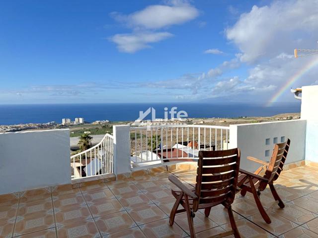 Casa adosada de 3 dormitorios - Los Menores, Adeje photo 0