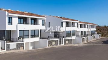 Nuevo Adosado de 3 Dormitorios - La Escalona, Vilaflor photo 0