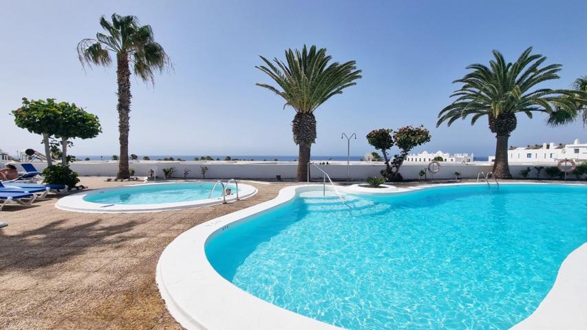 ¡Descubre tu nuevo hogar en Puerto del Carmen a solo pasos del centro, cerca de la zona del Casino y varias playas! photo 0