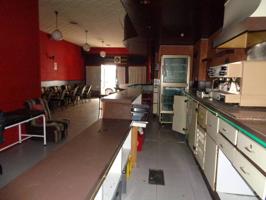 Se vende local comercial al lado de la Plaza del Callao photo 0