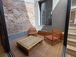 Piso En venta en Hostafrancs photo 0