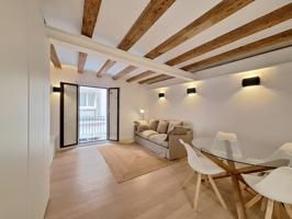 Piso En venta en el Raval photo 0