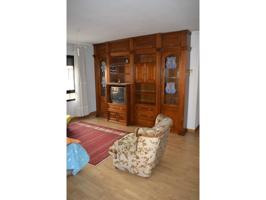 Piso en alquiler en C- Las Medulas, en Eras de Renueva photo 0