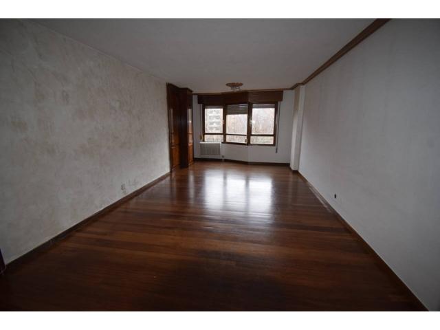 Piso en venta en POLÍGONO X photo 0