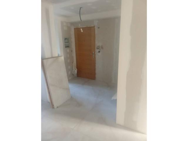 Piso en venta en La Robla photo 0