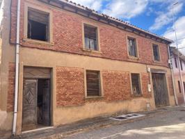 Casa en venta en Santa Olaja de La Ribera photo 0