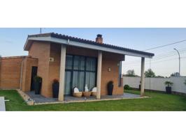 Chalet en venta en Campo de Santibáñez photo 0