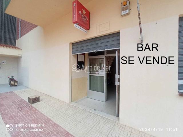 SE VENDE LOCAL -BAR photo 0