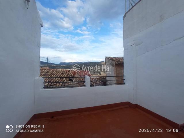 SE VENDE CASA EN EL CASCO ANTIGUO DE JIJONA photo 0