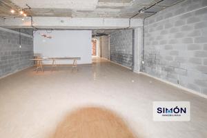 ¡Local comercial ALQUILER OPCIÓN A COMPRA de 160m2 a pie de calle muy bien situado! photo 0