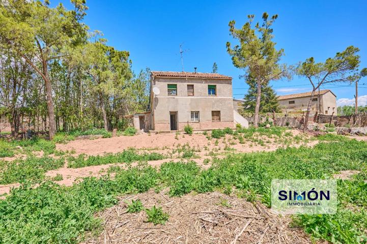 Fantástica casa para reformar con parcela de 1584m2 y rodeado de naturaleza! photo 0