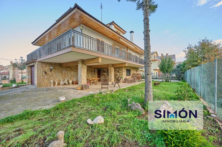 Fantástica casa muy bien ubicada en Artés, con 7 habitaciones, 4 baños, 2 salones, terraza y jardín photo 0